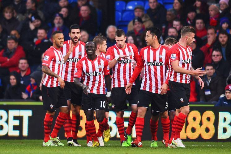 爱游戏登录-塞维利亚队主场告捷，球队状态回勇的简单介绍