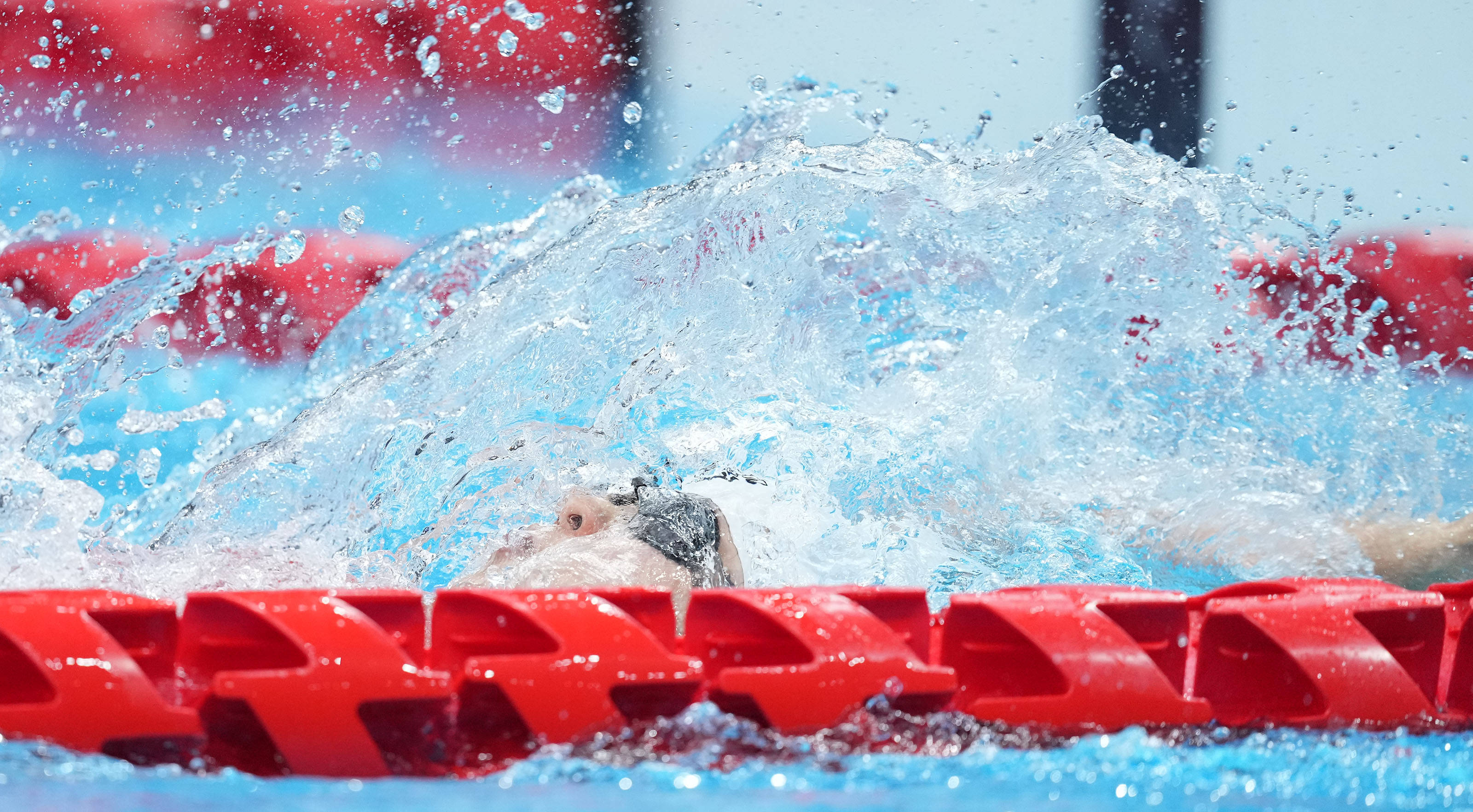 爱游戏-俄罗斯代表团在跳水比赛中包揽奖牌