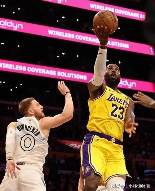 爱游戏官网-湖人逆转灰熊，取得西部决赛领先