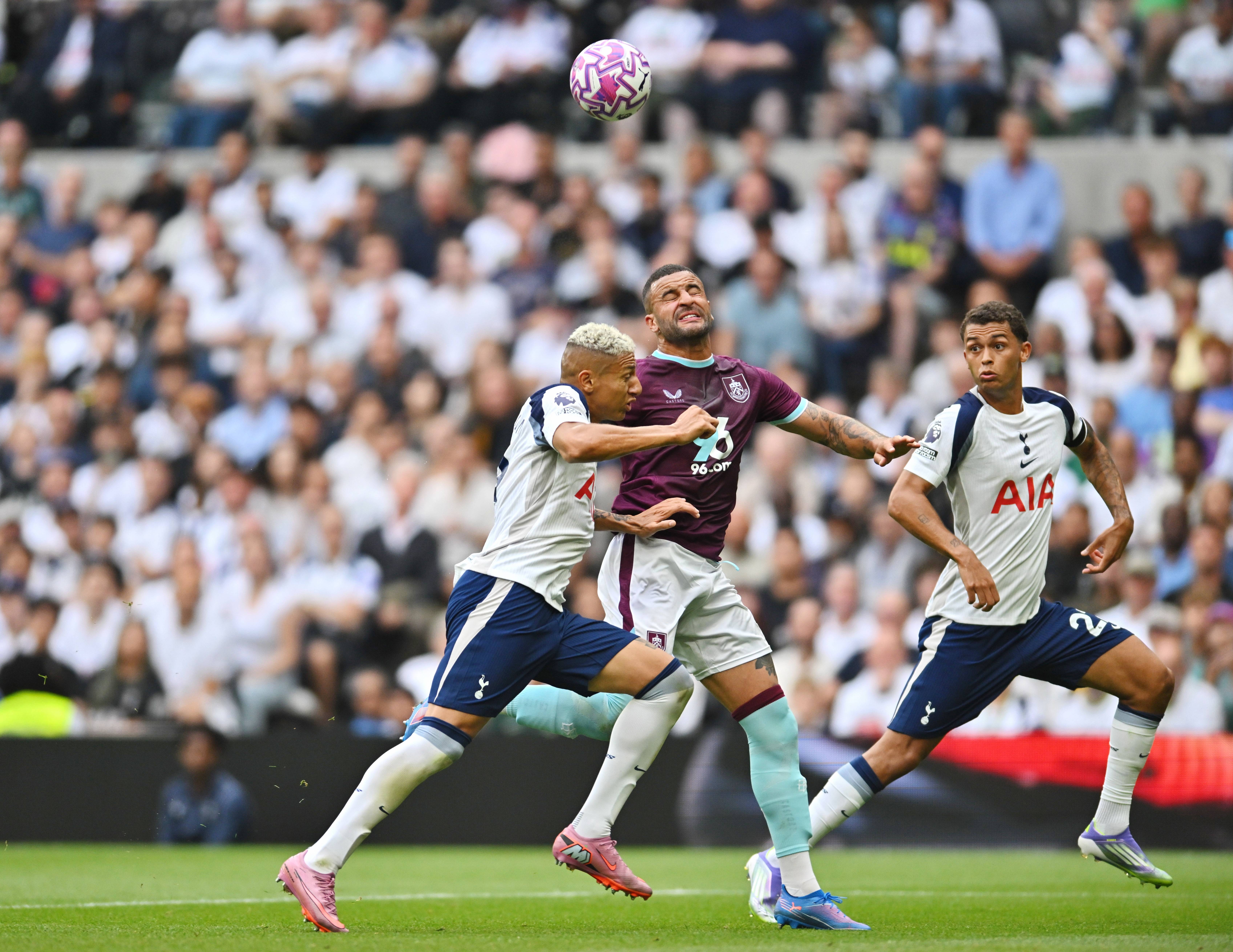 热刺主场击败狼队，稳固前五位置的简单介绍