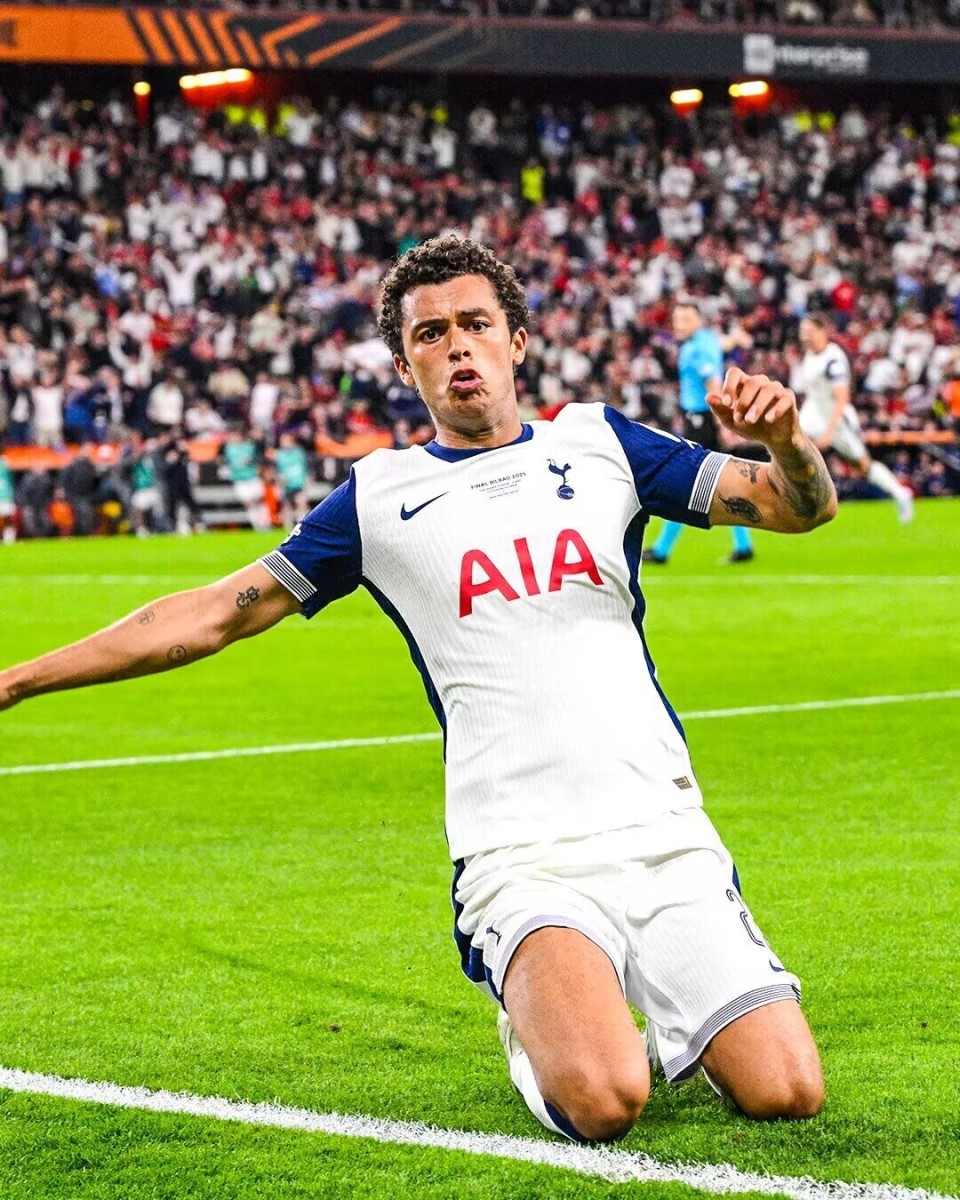 热刺主场惜败伯恩茅斯,榜首失守 热刺主场惜败伯恩茅斯,榜首失守