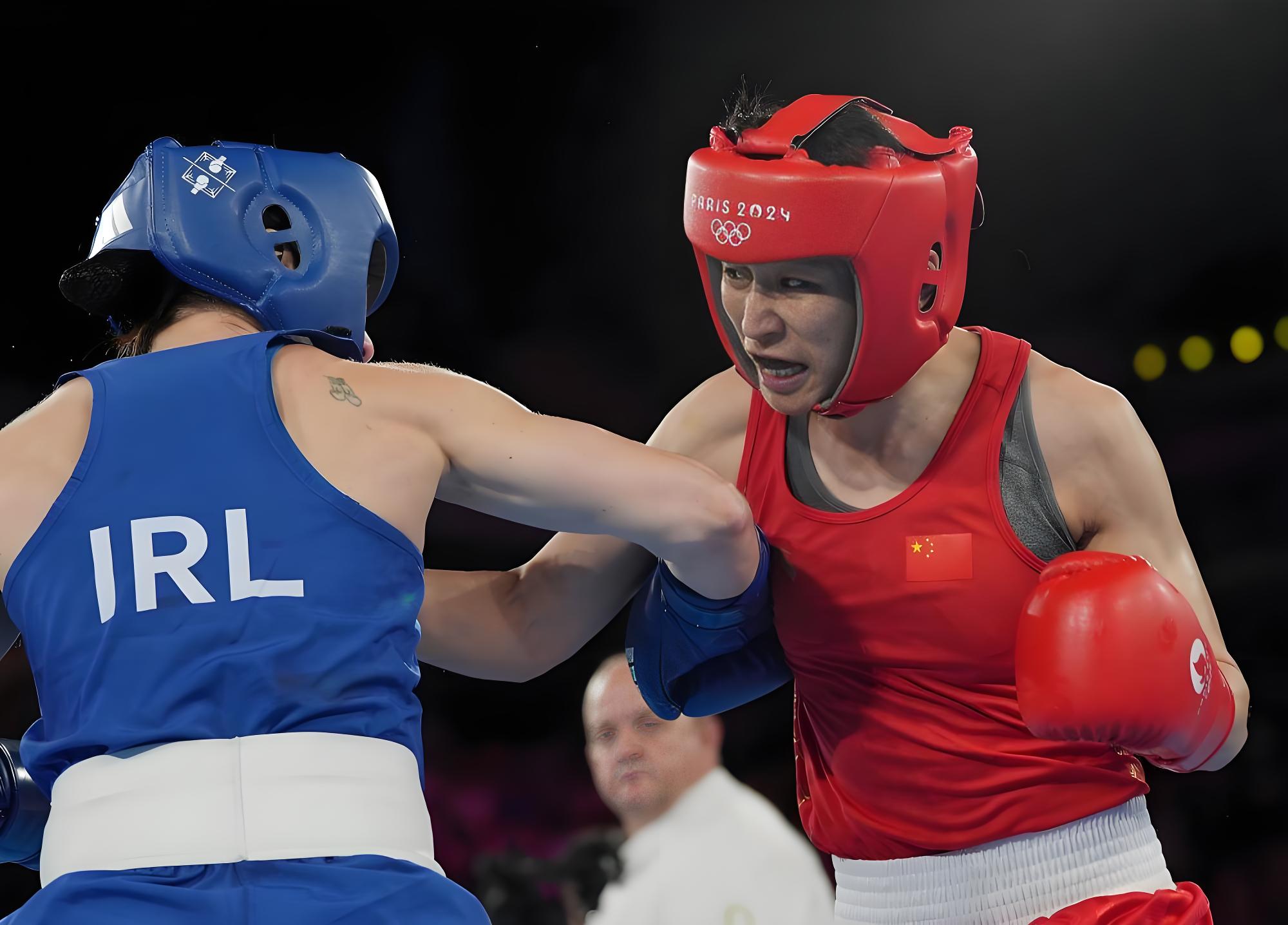 关于惊险比拼！拳击比赛场面火爆的信息