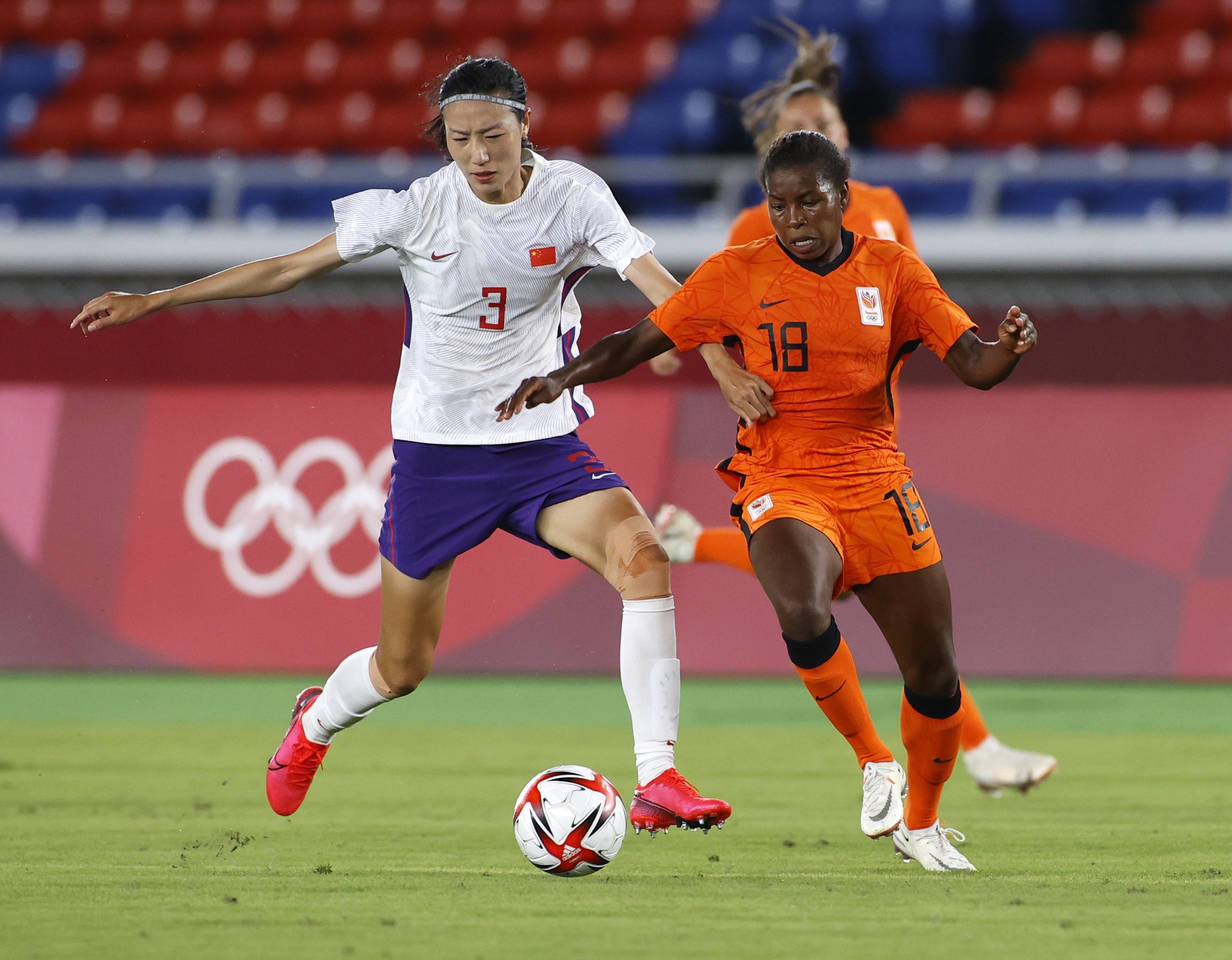 爱游戏中国官网-埃及女足队员助攻频频